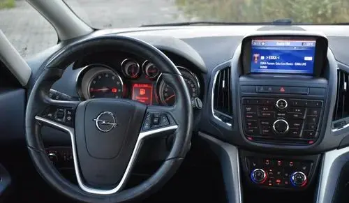OPEL Zafira 