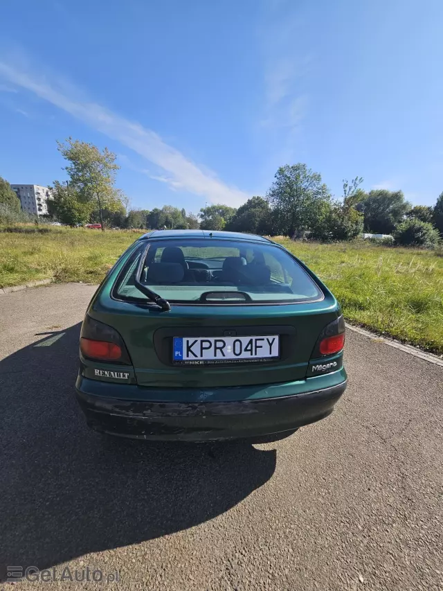 RENAULT Megane 
