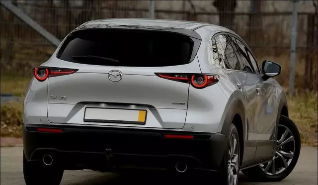 MAZDA CX-30 