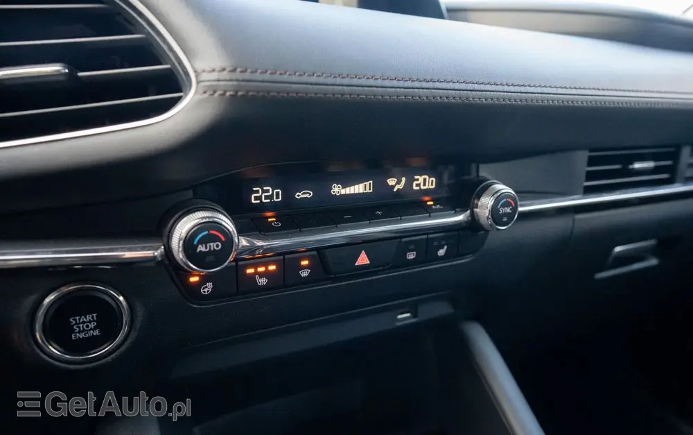 MAZDA 3 SKYACTIV-X 2.0 M-Hybrid 100th Anniversary