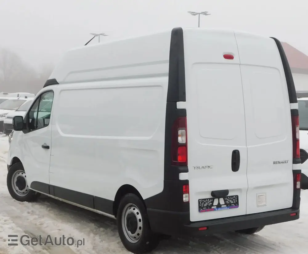 RENAULT Trafic 