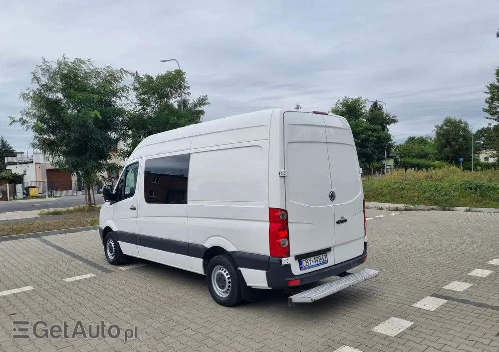 VOLKSWAGEN Crafter 