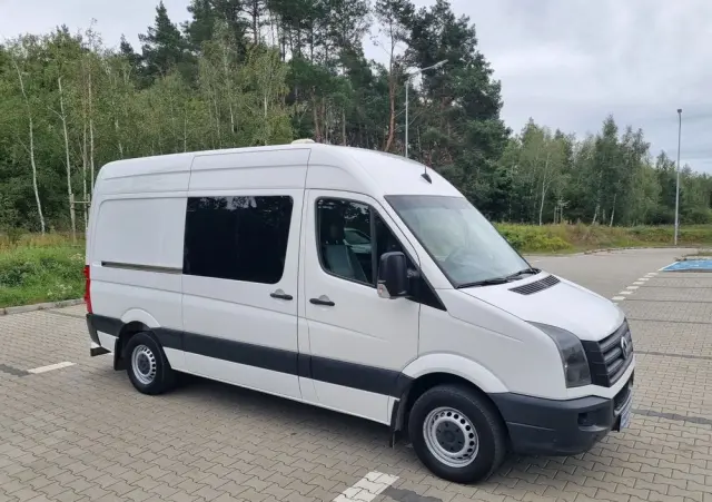 VOLKSWAGEN Crafter 