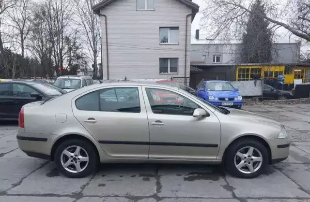 SKODA Octavia 