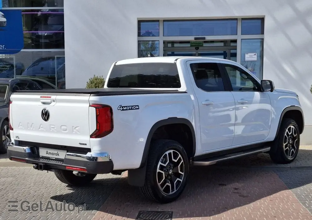 VOLKSWAGEN Amarok 