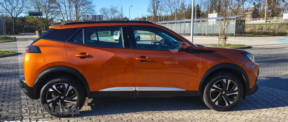 PEUGEOT 2008 1.2 Pure Tech GPF Allure S&S EAT6