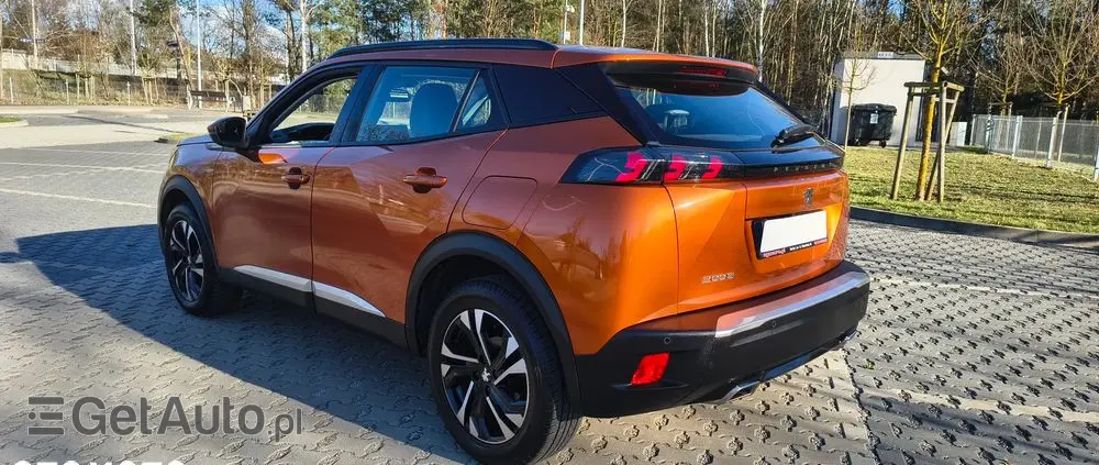 PEUGEOT 2008 1.2 Pure Tech GPF Allure S&S EAT6