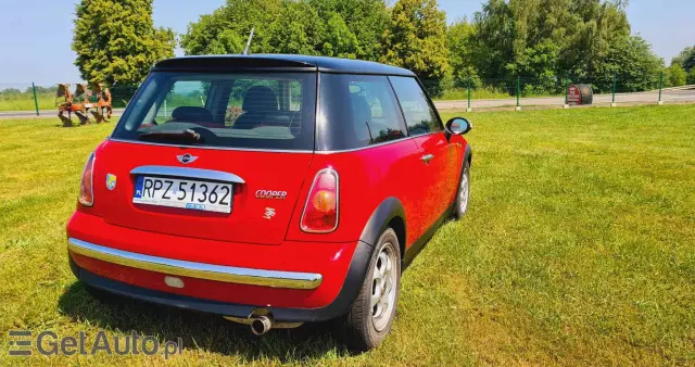 MINI Cooper 