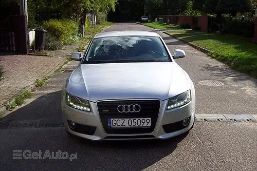 AUDI Coupe 