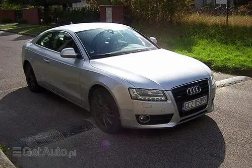 AUDI Coupe 