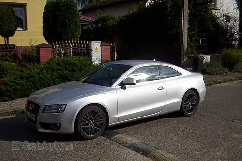 AUDI Coupe 