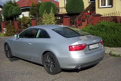 AUDI Coupe 