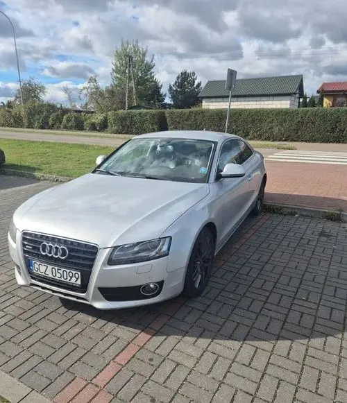 AUDI Coupe 