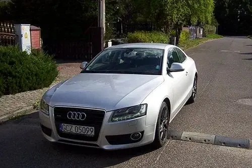 AUDI Coupe 