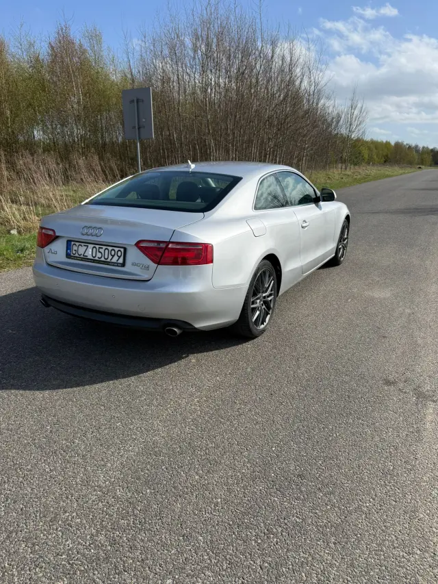 AUDI Coupe 