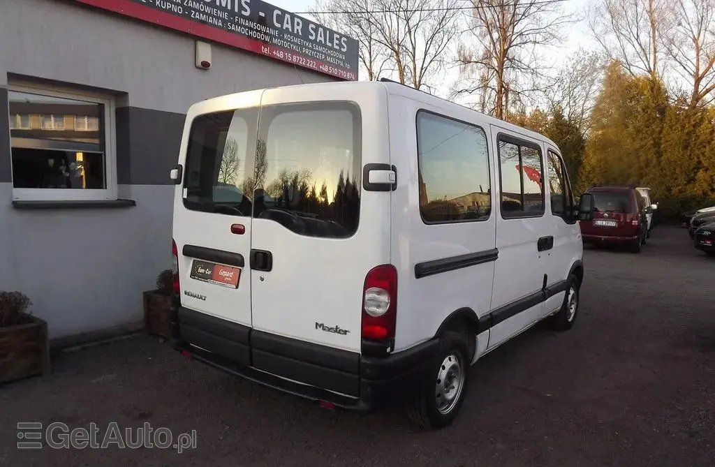 RENAULT Master 