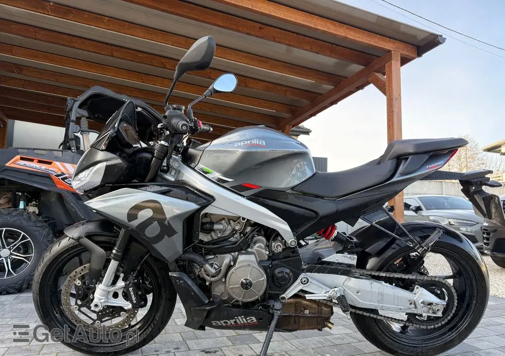 APRILIA Tuono 