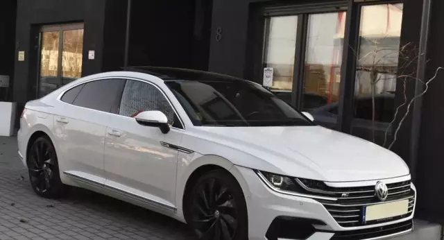 VOLKSWAGEN Arteon 