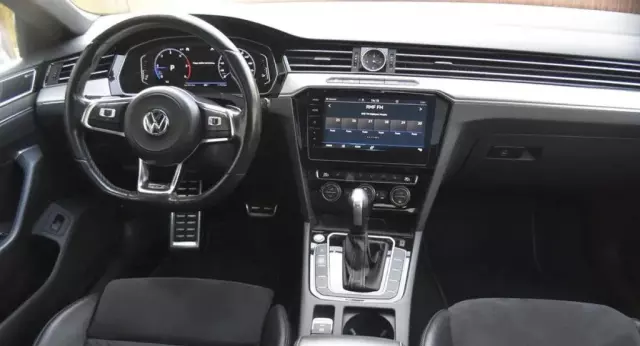 VOLKSWAGEN Arteon 