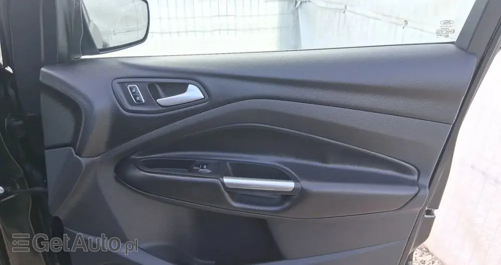 FORD Kuga 2.0 TDCi 4WD Titanium