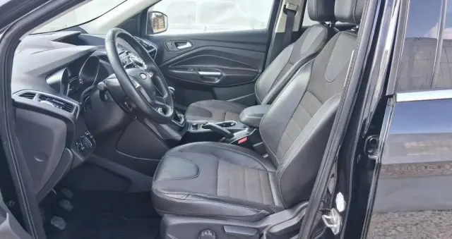FORD Kuga 2.0 TDCi 4WD Titanium