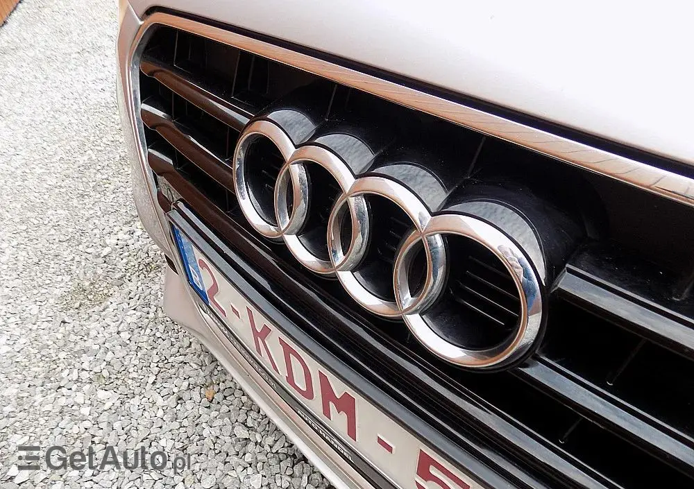 AUDI A5 Cabrio 2.0 TDI S tronic sport