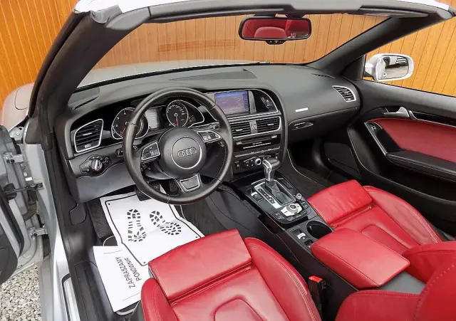 AUDI A5 Cabrio 2.0 TDI S tronic sport