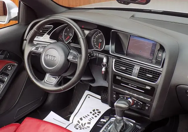 AUDI A5 Cabrio 2.0 TDI S tronic sport