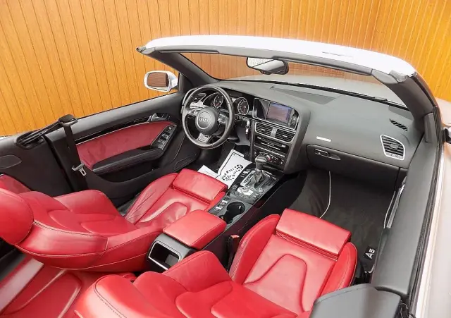 AUDI A5 Cabrio 2.0 TDI S tronic sport