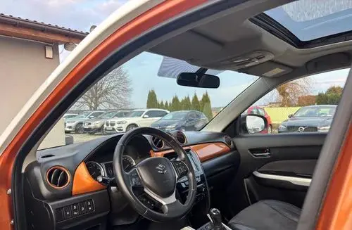 SUZUKI Vitara 