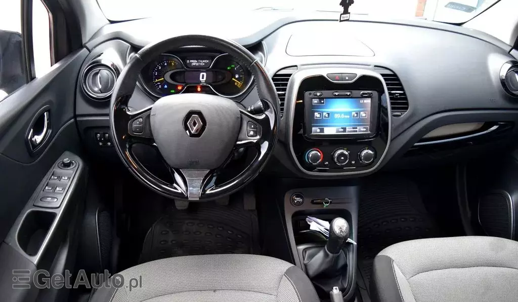 RENAULT Captur 