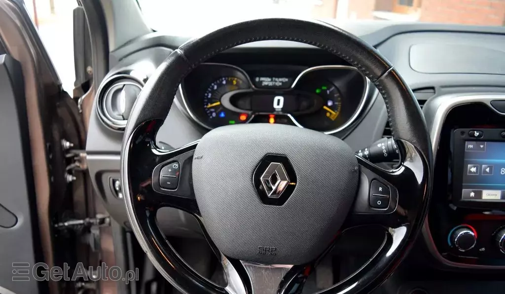 RENAULT Captur 