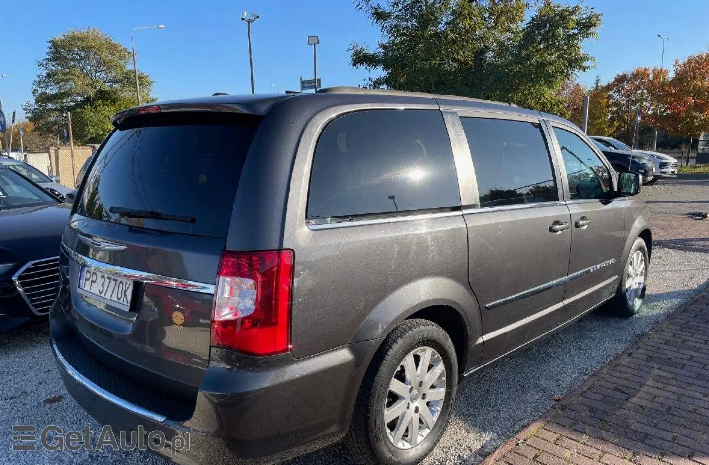 CHRYSLER Town & Country 