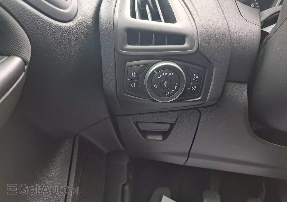 FORD Focus 1.5 EcoBoost Trend ASS