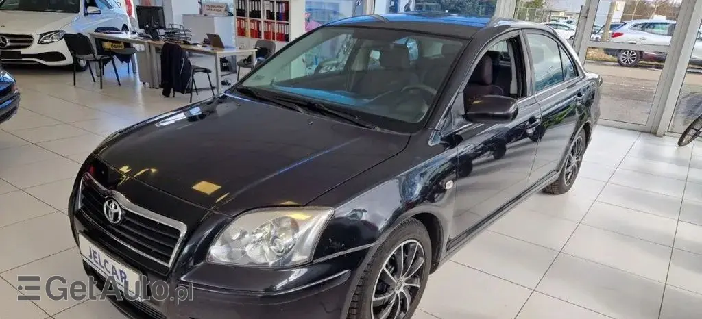 TOYOTA Avensis 