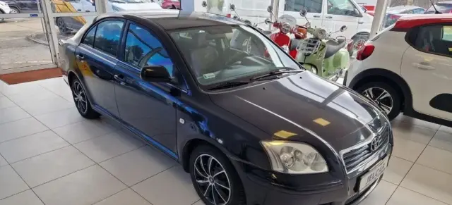 TOYOTA Avensis 