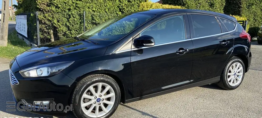 FORD Focus 1.0 EcoBoost Titanium