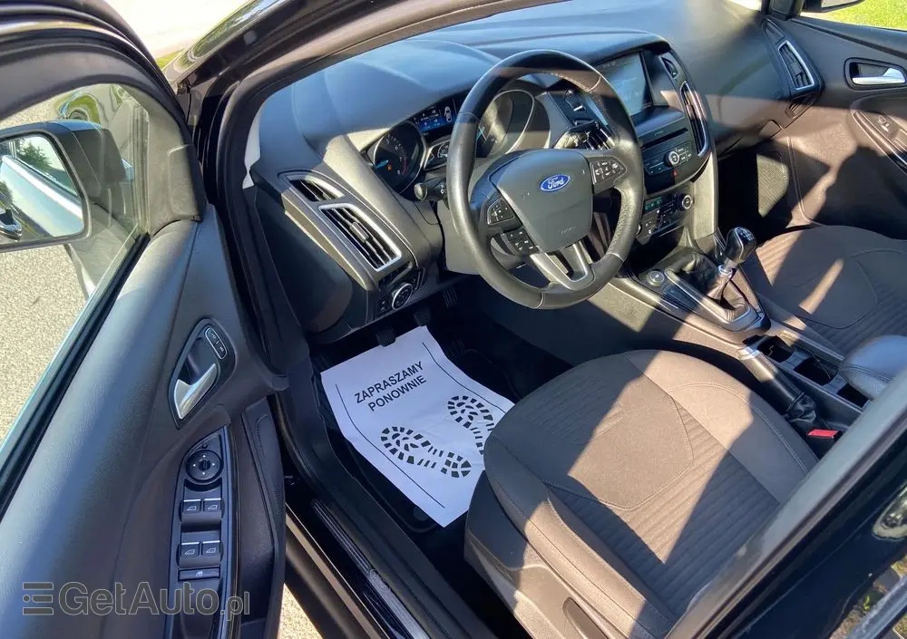 FORD Focus 1.0 EcoBoost Titanium
