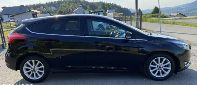 FORD Focus 1.0 EcoBoost Titanium