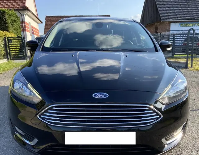 FORD Focus 1.0 EcoBoost Titanium