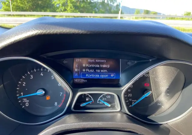 FORD Focus 1.0 EcoBoost Titanium