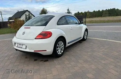 VOLKSWAGEN Beetle 
