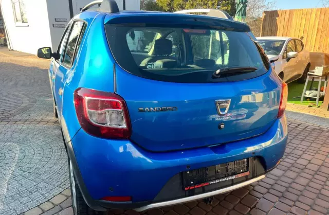 DACIA Sandero 