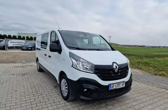 RENAULT Trafic 