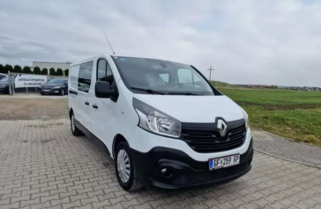 RENAULT Trafic 