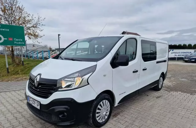 RENAULT Trafic 