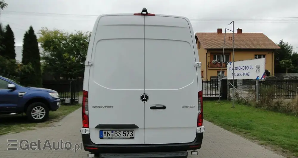 MERCEDES-BENZ SPRINTER 