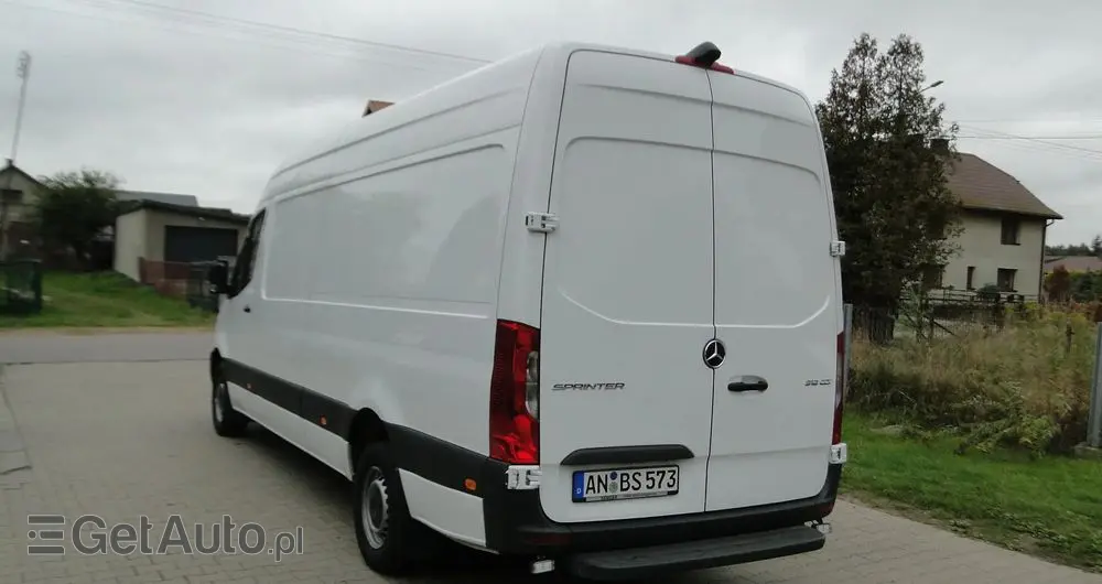 MERCEDES-BENZ SPRINTER 