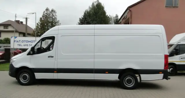 MERCEDES-BENZ SPRINTER 