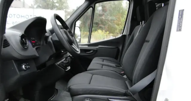 MERCEDES-BENZ SPRINTER 